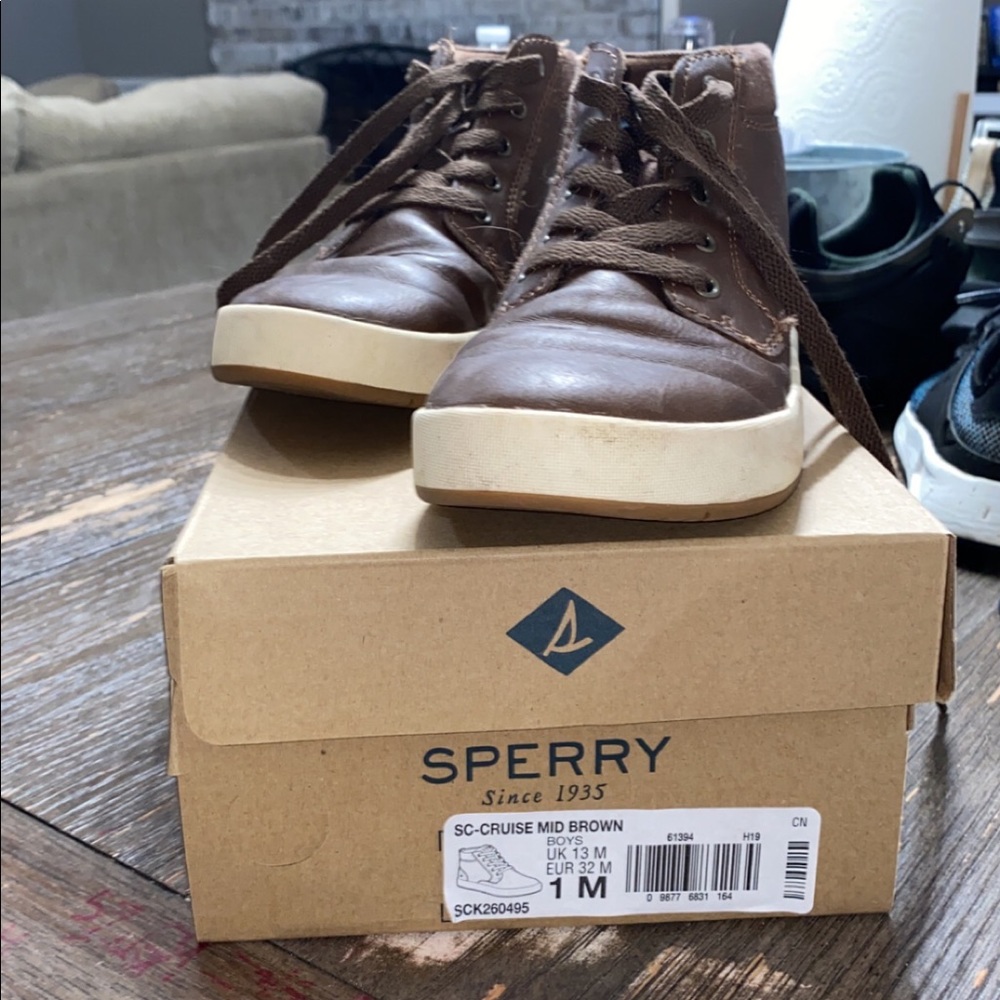 Boys sperry boots.